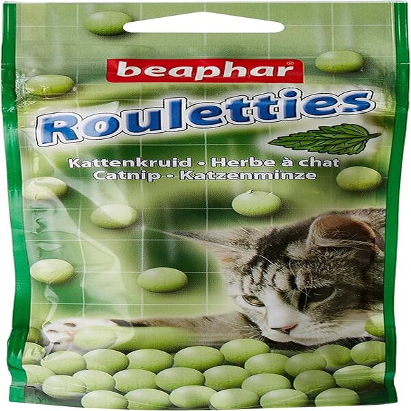 UAE Online Purchase Beaphar Rouletties Catnip Cat Treats Fun Reward 44.2g
