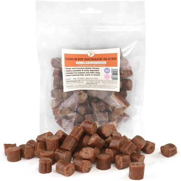 JR Pet Products British Sliced Chicken Sausage 250g – natural, grain-free, high-protein sliced dog treats made from 100% British chicken.