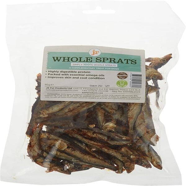 JR Pet Products Dried Whole Sprats 85g – natural, grain-free, omega-rich treats for dogs and cats.